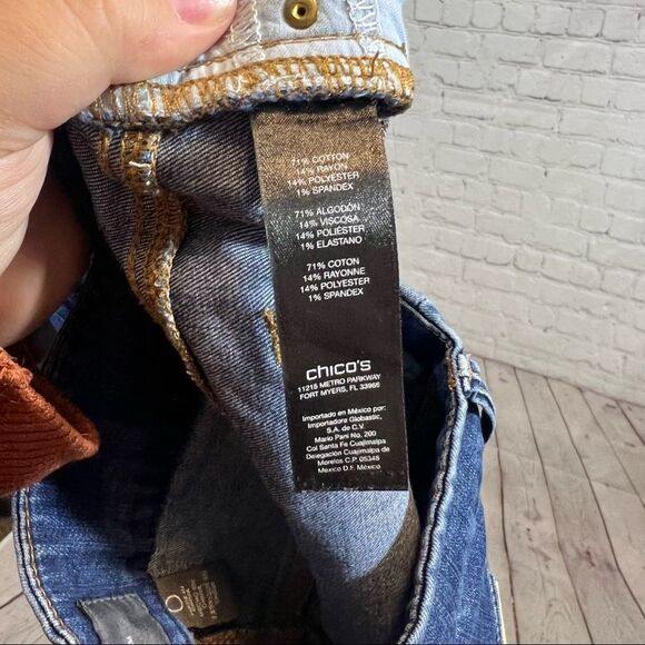 Chicos Straight Leg So Slimming Jeans Dark Wash size 0 - Picture 10 of 11